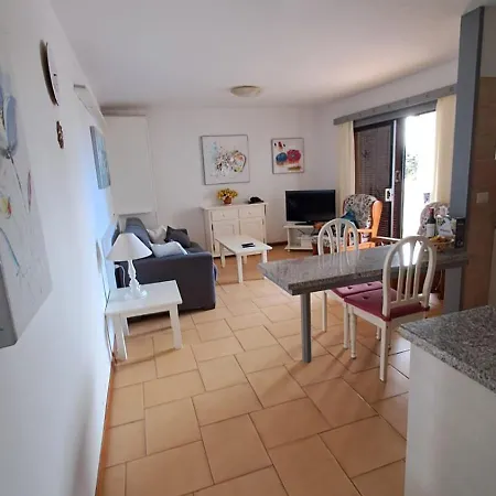 Amazing Atlantic View With Private Garden Oceanfront Apartment