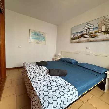 Apartment Amazing Atlantic View With Private Garden Oceanfront