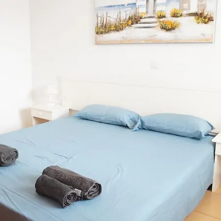 Amazing Atlantic View With Private Garden Oceanfront Apartamento *